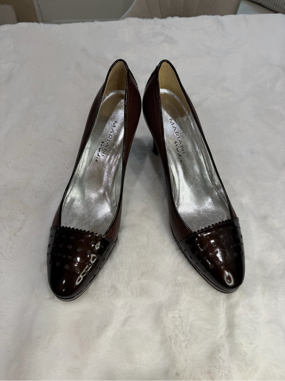 Mariani Studio Handcrafted Brown Patent Leather Cap-Toe  Pumps size 8 (38 1/2)
